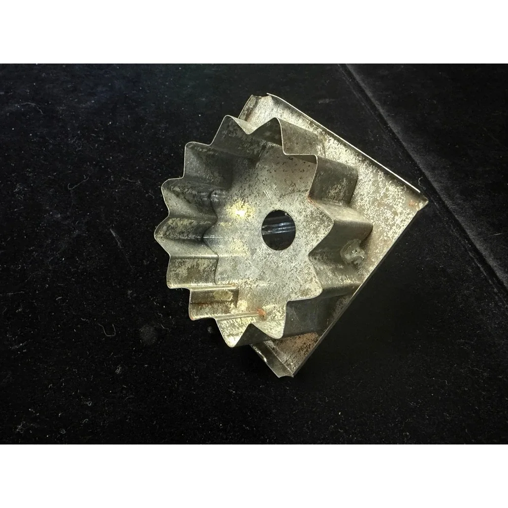 Vintage Tin Star Cookie Cutter with‎ Handle Primitive Farmhouse Kitchen Decor